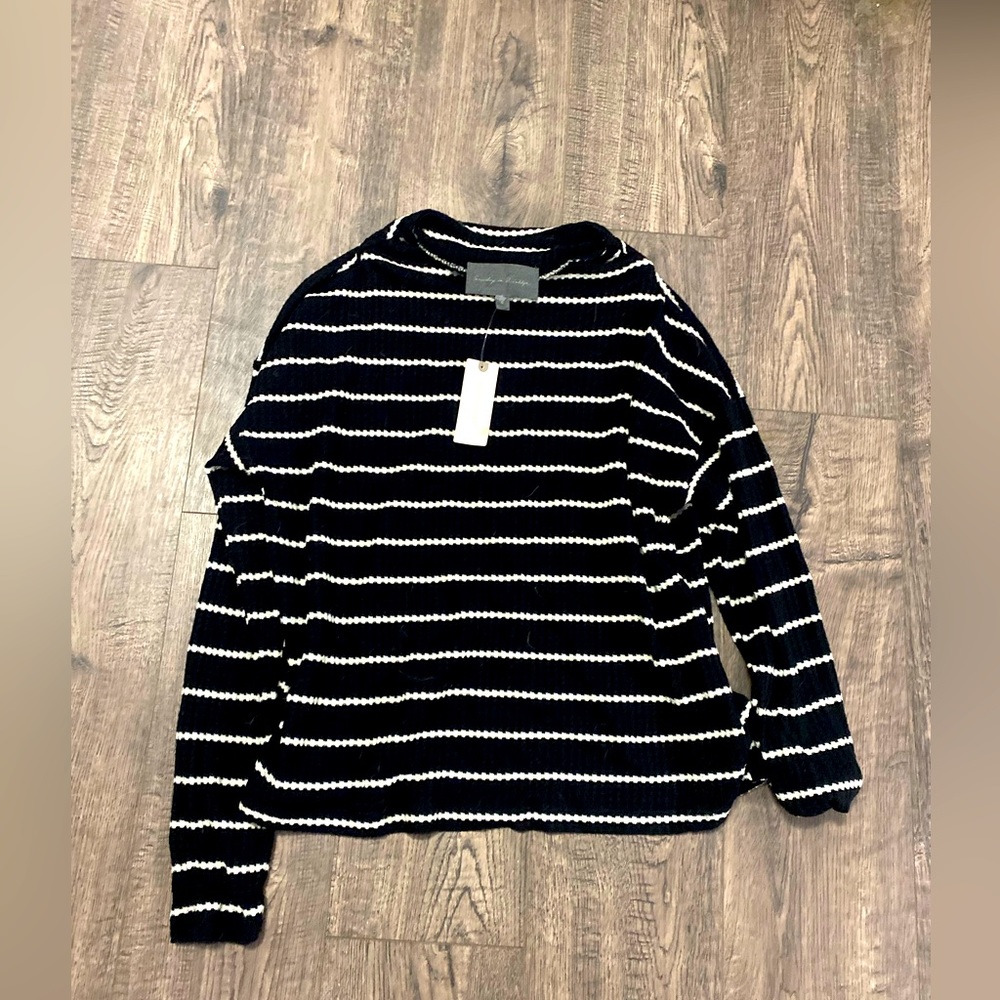 Anthropology sweater size small